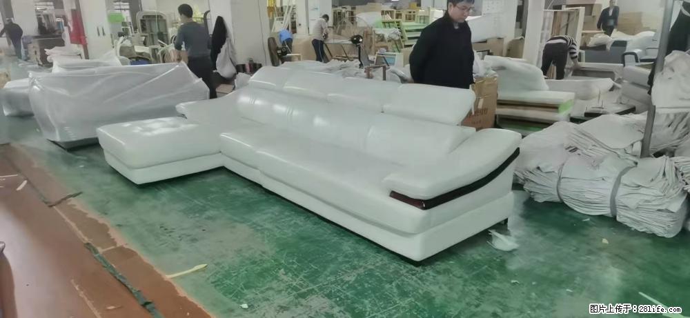 【大厂仿真皮沙发】实木框架，高回弹海绵45密度。全新包装，质量非常好，3.6米右贵妃 - 各类家具 - 居家生活 - 林芝分类信息 - 林芝28生活网 linzhi.28life.com