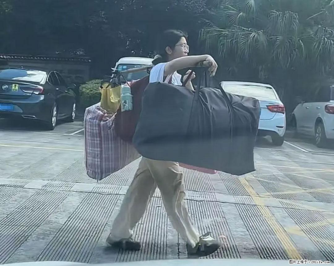 全网追的“扁担女孩”,找了一份暑假工,时薪12元 - 林芝生活资讯 - 林芝28生活网 linzhi.28life.com